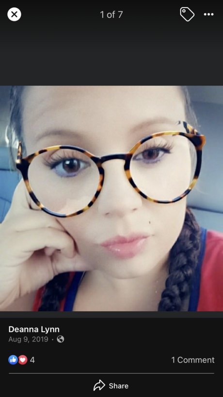 Deanna Lynn model high quality images