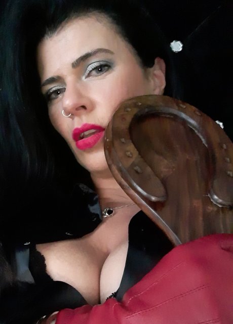 MissAliceSnow model nudes archive