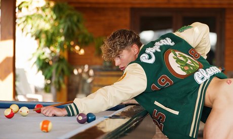 Melvin Moore model top photos