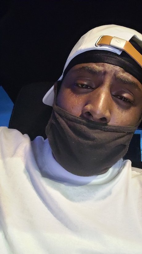 Imfamis art model photo