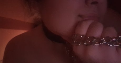 PinkGlitterFish beautiful pornstar image