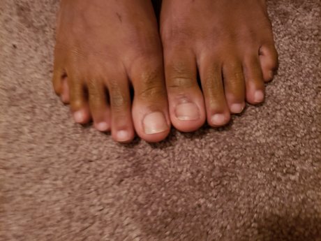 Lucy Brat nude pornstar photos