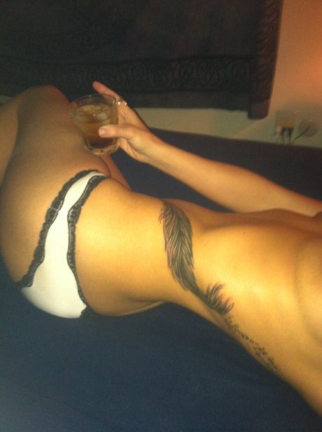 Darling J star sexy pics