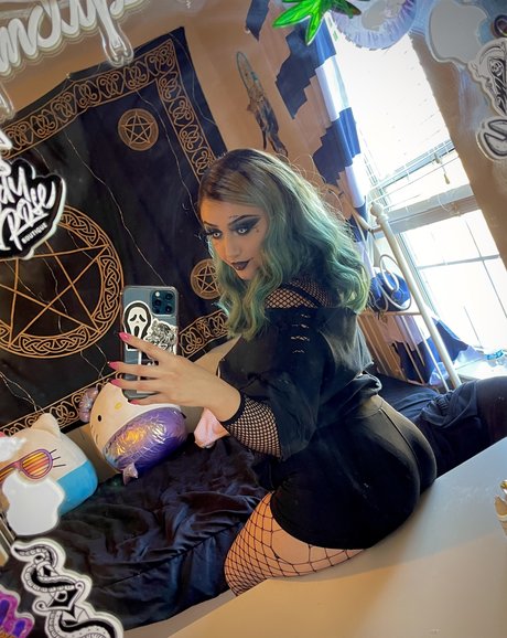 Yuna Toy beautiful pornstar archive