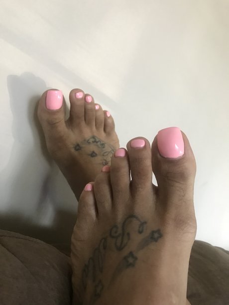 Candee Toes model naked archive