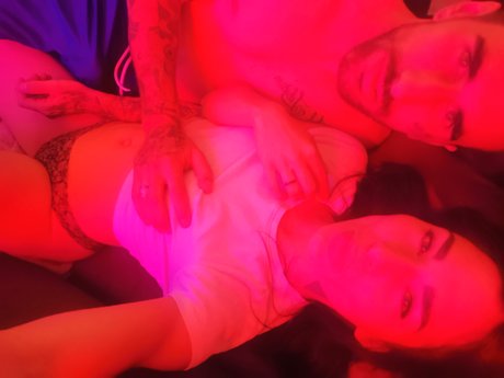 elatam model sexy galleries