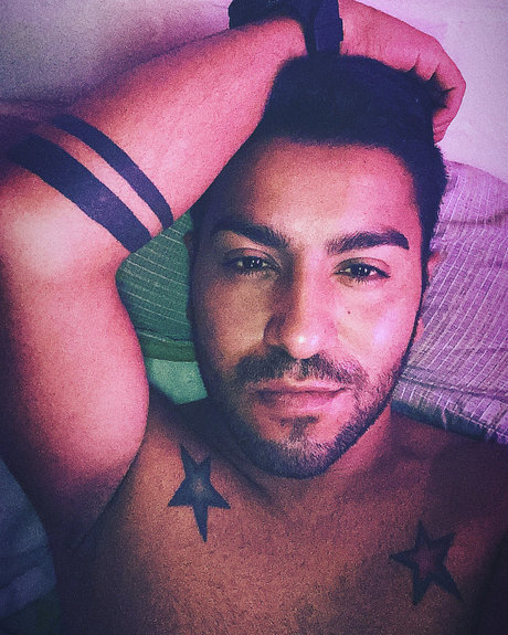 Novita85 star erotic picture