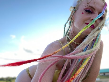 OnlyZenJen model porn img