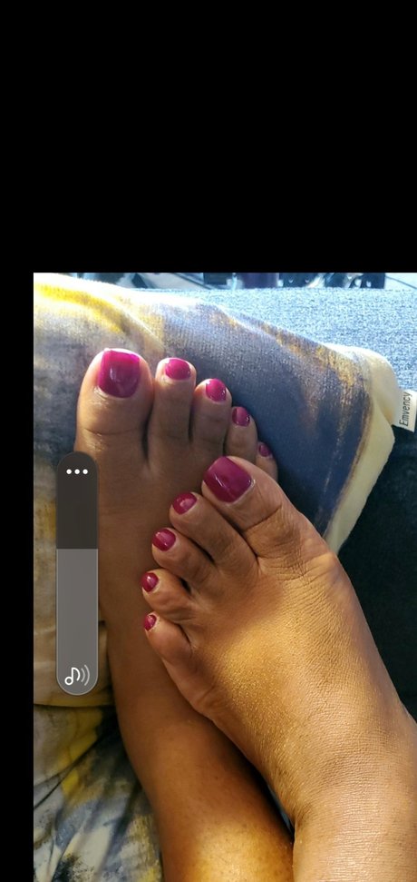 SpicPin star naked pic