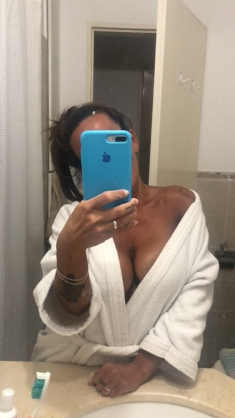 Hot Mom sex actress archive