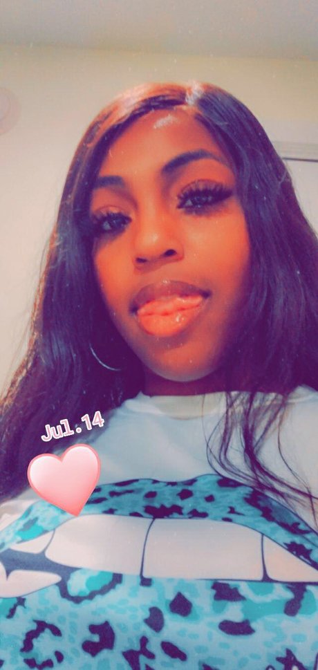 Laday Hackett model best img