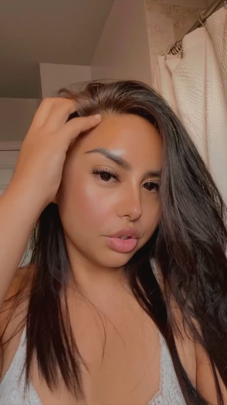 Natalie Vega xxx model pics