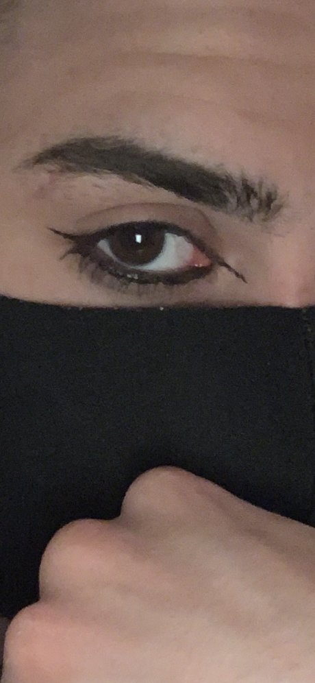 Half Dead model sexy archive