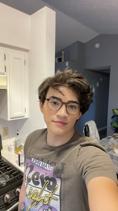 Fembbboy pornstar xxx photo