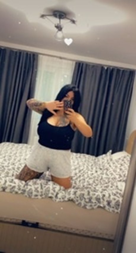 Marya87 naked star images