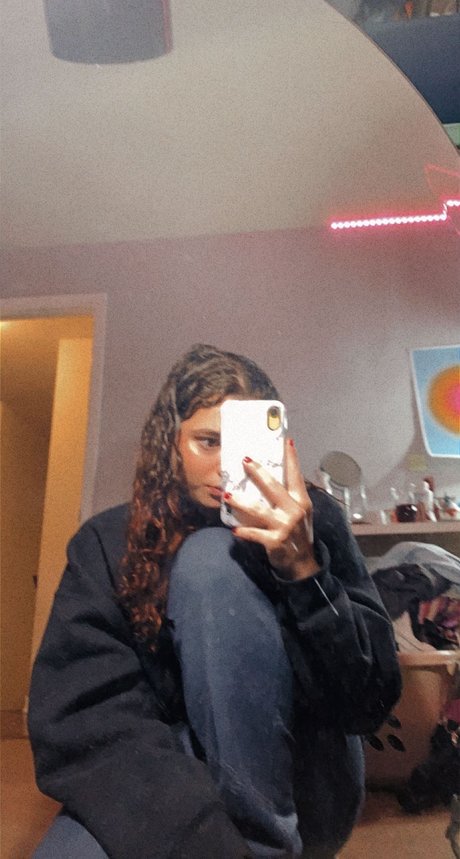 OliviaAlexis hd star image