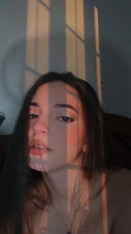 MissLonliness perfect pornstar archive