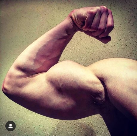 JackXL model xxx photos