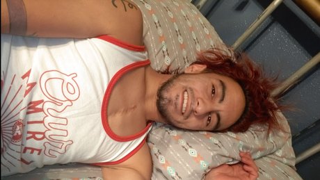 Cruz G model beautiful photo