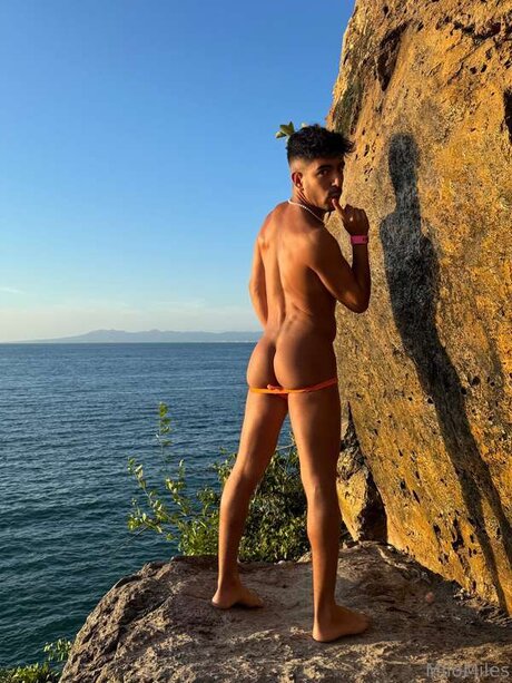 Milo Miles sex model pic