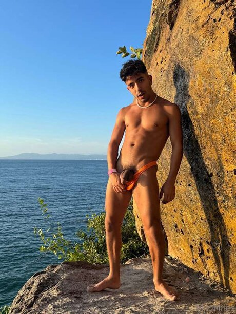 Milo Miles free pornstar photo