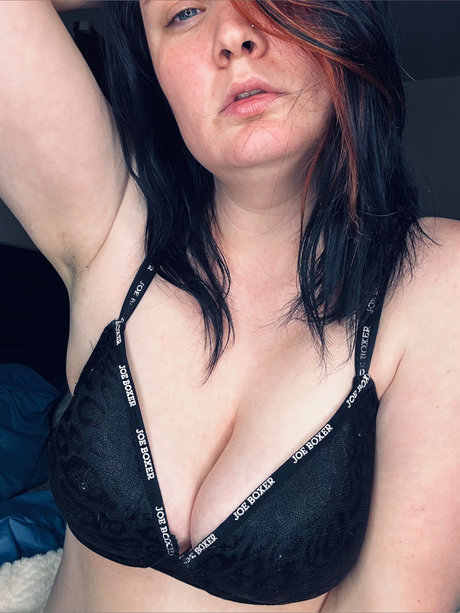 Ella Holly model sexy picture