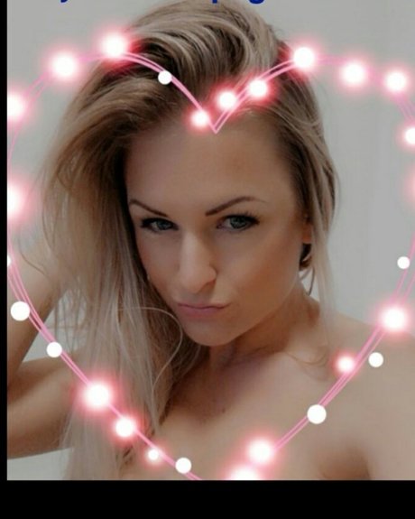 PaigeEvans exclusive actress pic