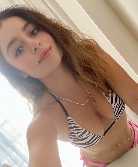 priscillaal nudes model image