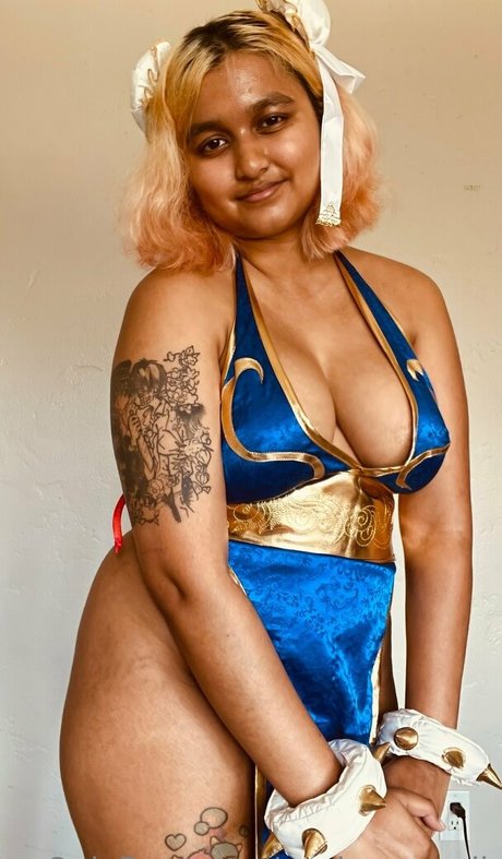 suuberrymxlk hot actress archive