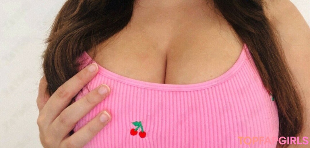 Kirsty Wells sex model img