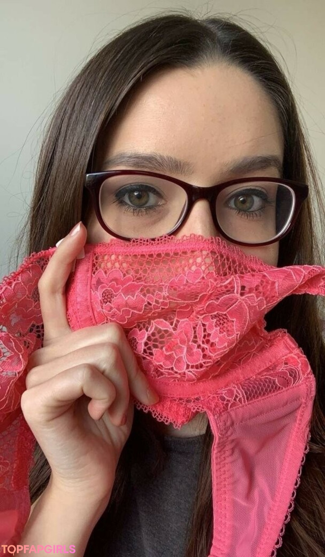 lesbian kissing onlyfans sexy nude images