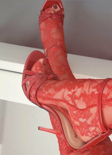 redhead slut onlyfans xxx img