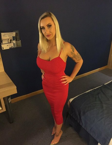 naughtymother pornstar hot images