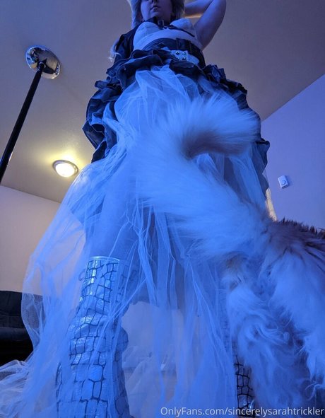 sincerelysarahtrickler sexy pornstar img