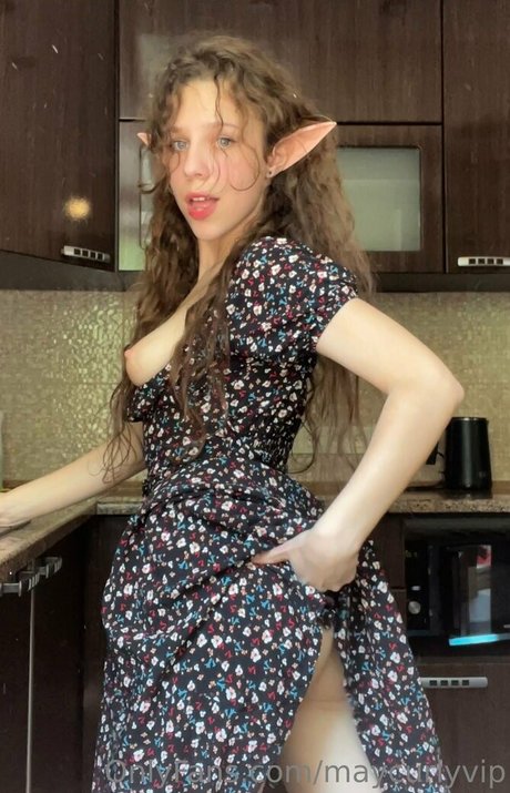 maycurlyvip art star picture