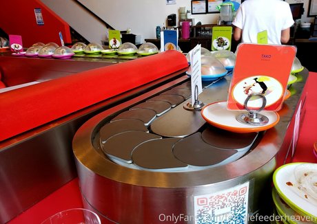 femalefeederheaven hot model pictures