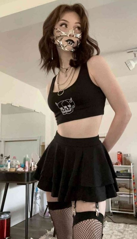 pregnant nude onlyfans hot picture