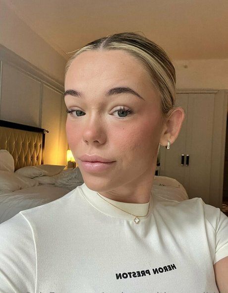 makeupwithmeredithh xxx actress archive