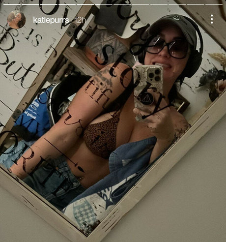 Katiepurrs star xxx archive