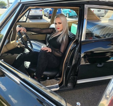 Penelope Ford adult model archive