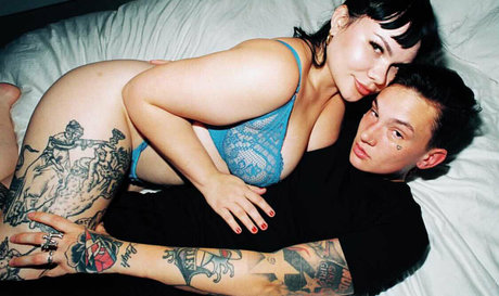 nikkihearts model naked pic