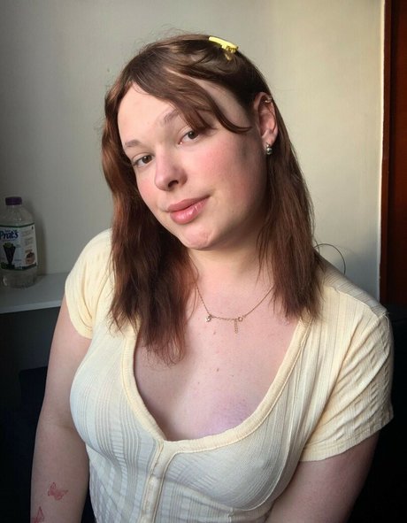 Ofelelia Scheider star pic