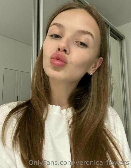 veronica flowers nude star images