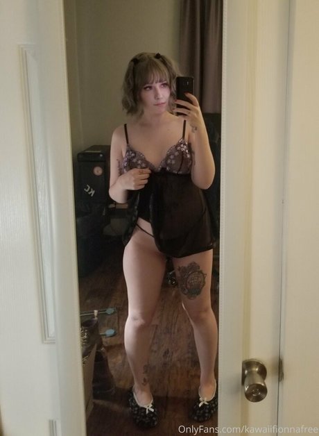 kawaiifionnafree nude pornstar photo