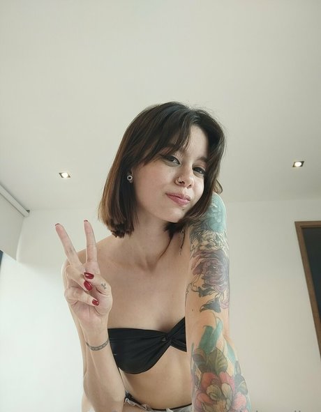 insatiatemiles exclusive pornstar picture