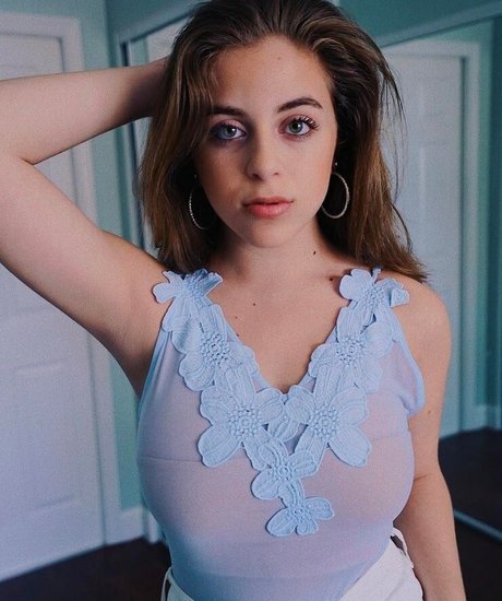 petite bbc onlyfans hot sex pic