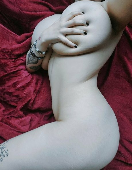 Solanineshade xxx actress gallery