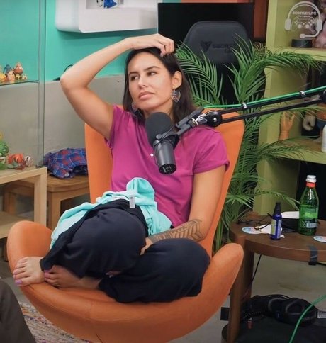 thigh high boots onlyfans top img