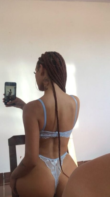 Lelebenine adult actress image