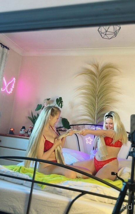 skinny shemale onlyfans beautiful xxx pic